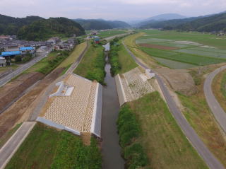 栃江橋右岸下部工事